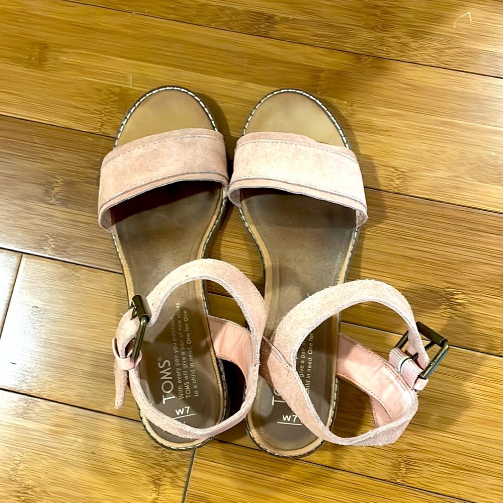 TOMS pink heel sandals - Size 7